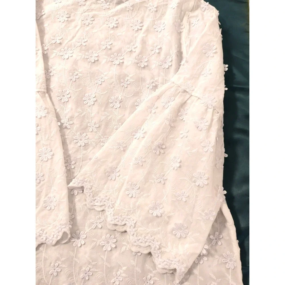 Soft Surroundings Blouse Tunic L Embroidered White Bishop Sleeves Boho Chic Glam - Picture 12 of 12
